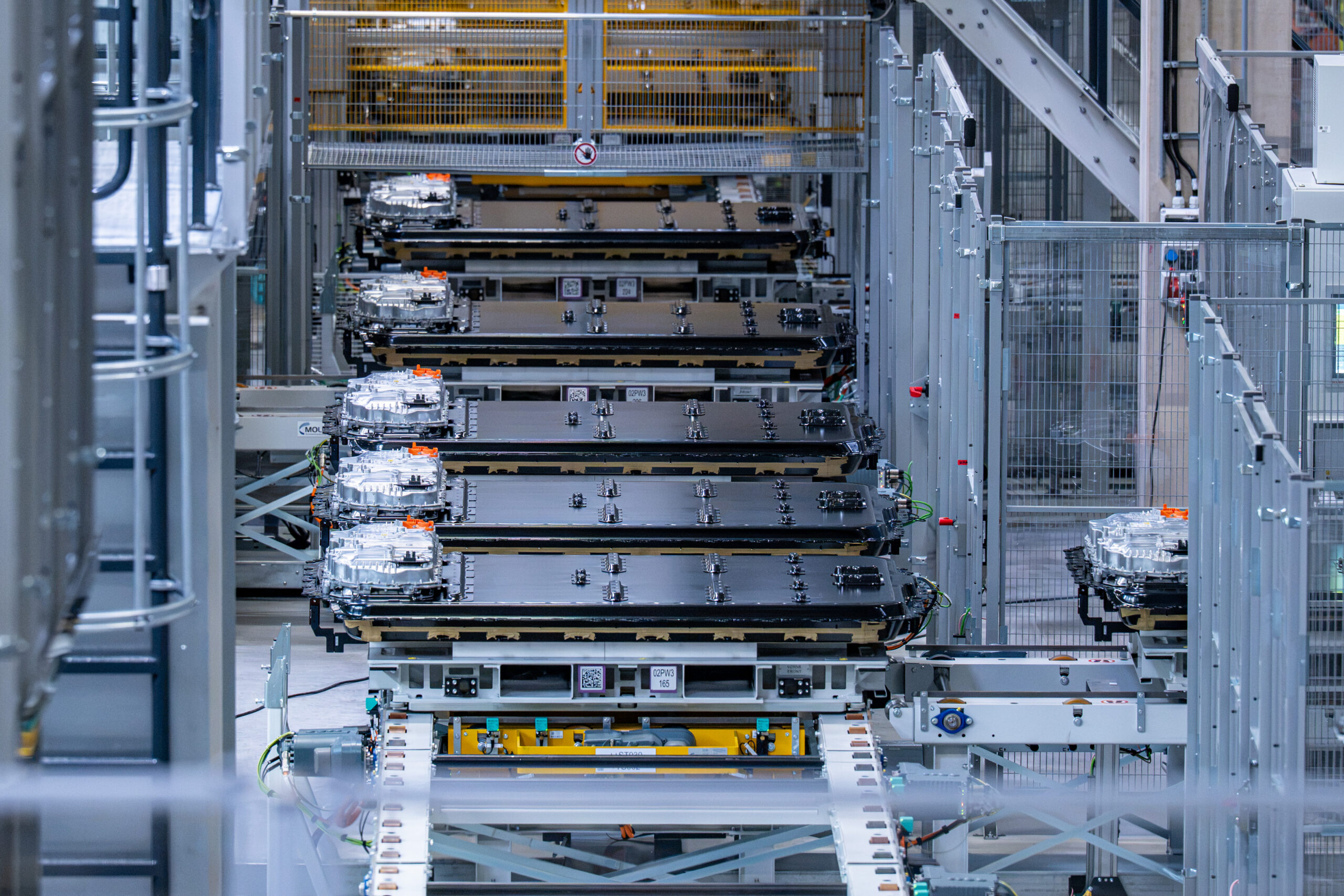 Gen6 high-voltage battery packs on the assembly line at BMW Group Plant Irlbach-Strasskirchen