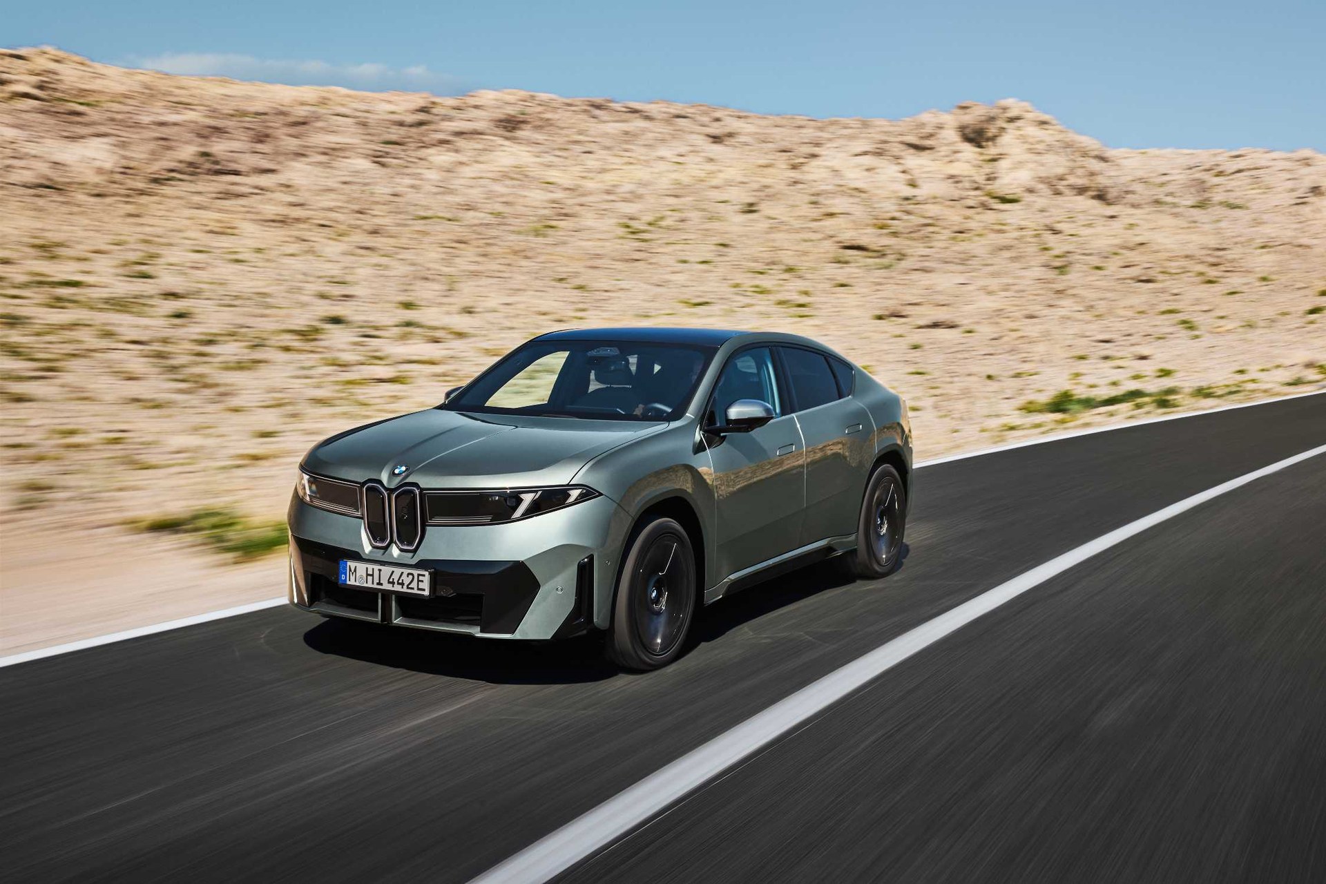 BMW iX4 Starts at $66,200 With Up to 428 Miles of Estimated Range
