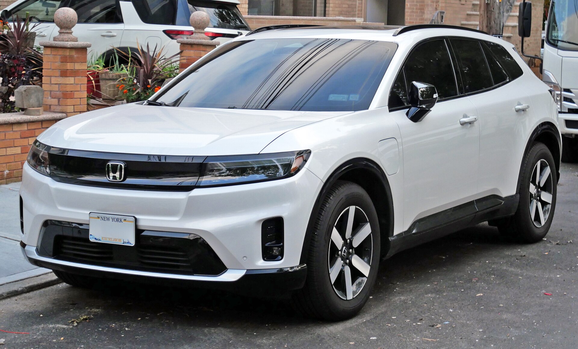 Honda Prologue Buyer Guide: Leftover 2026 Prices, Range by Trim and the Chevy Alternatives